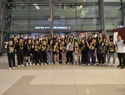 Tim Voli Red Sparks Tiba di Bandara Internasional Soekarno-Hatta