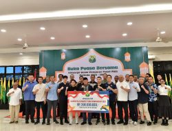 Wamenpora Hadiri Buka Puasa Bersama PBSI dan Apresiasi Juara Asia 2025