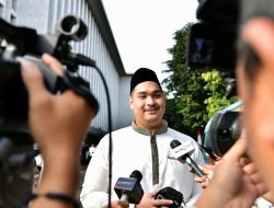 Menpora Dito Sholat Idul Fitri di Istiqlal Bersama Presiden dan Wapres